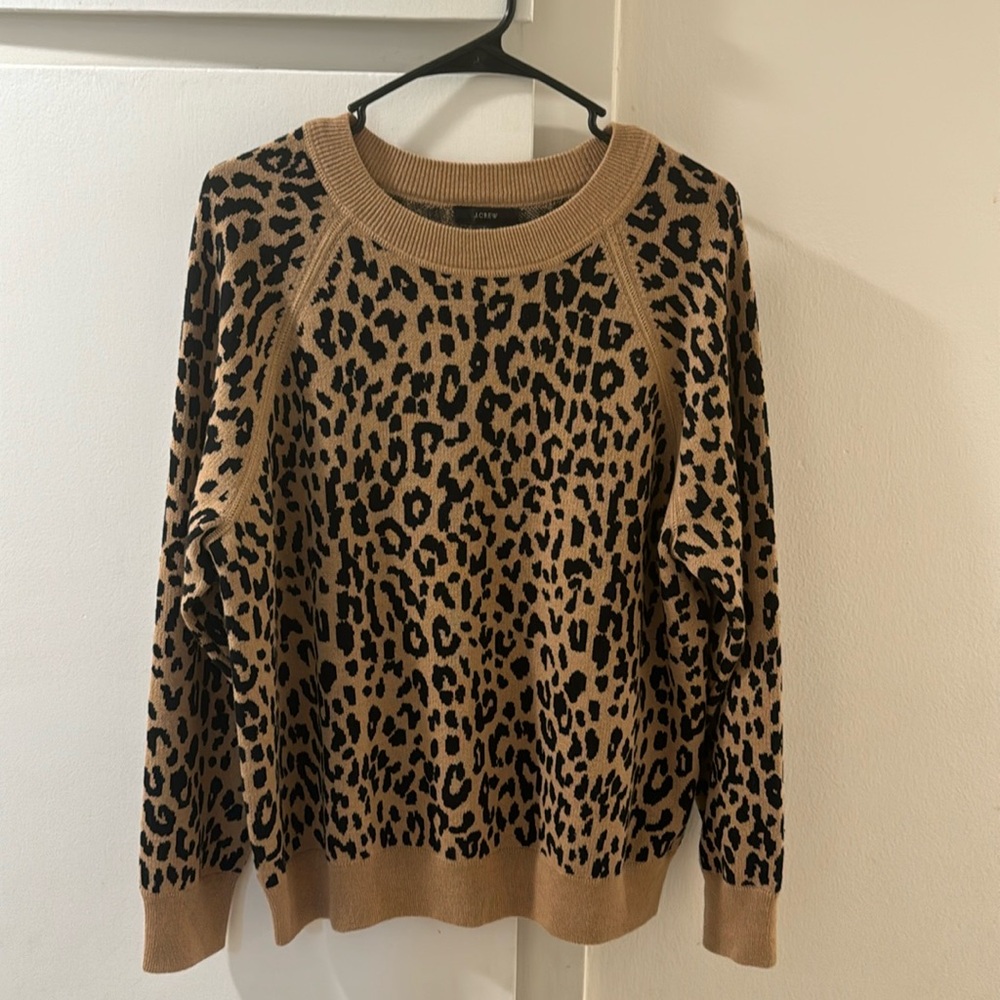 J.Crew boyfriend crewneck sweater, leopard print, Size L, NWT